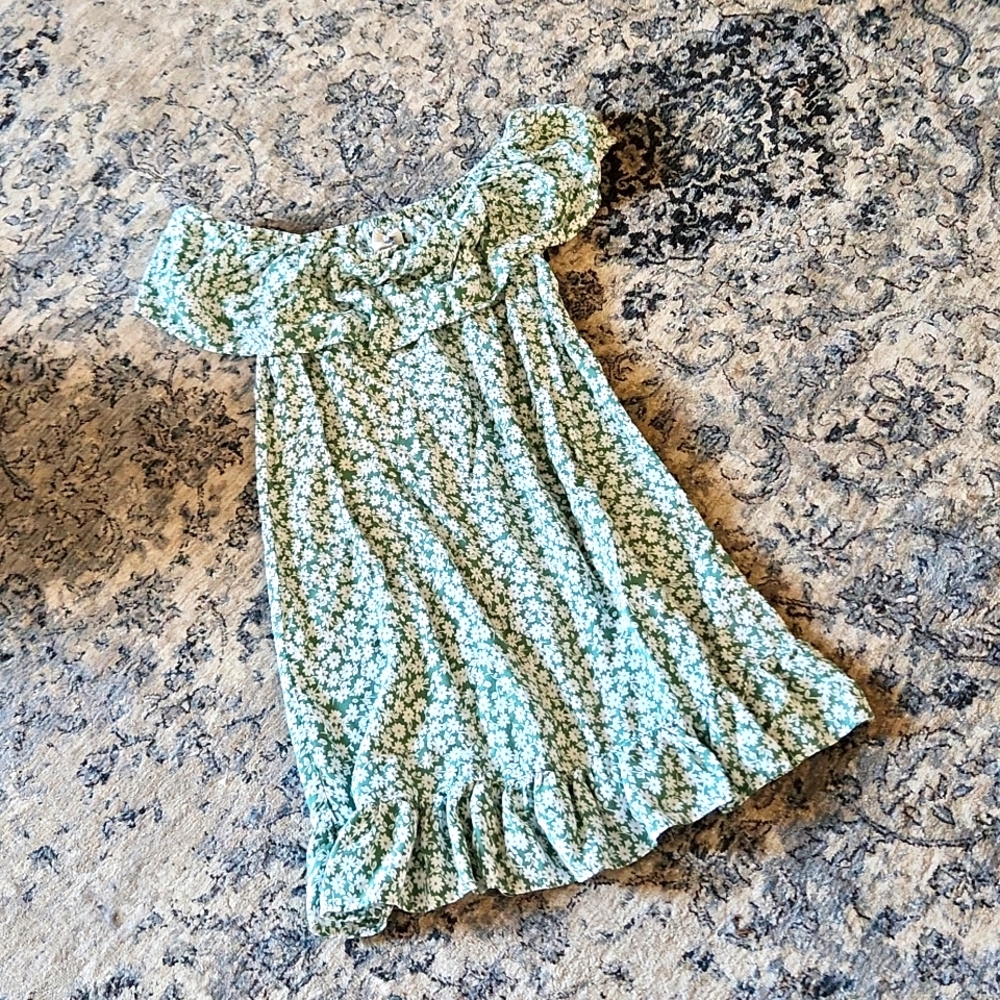 Sadie Robertson Floral Dress